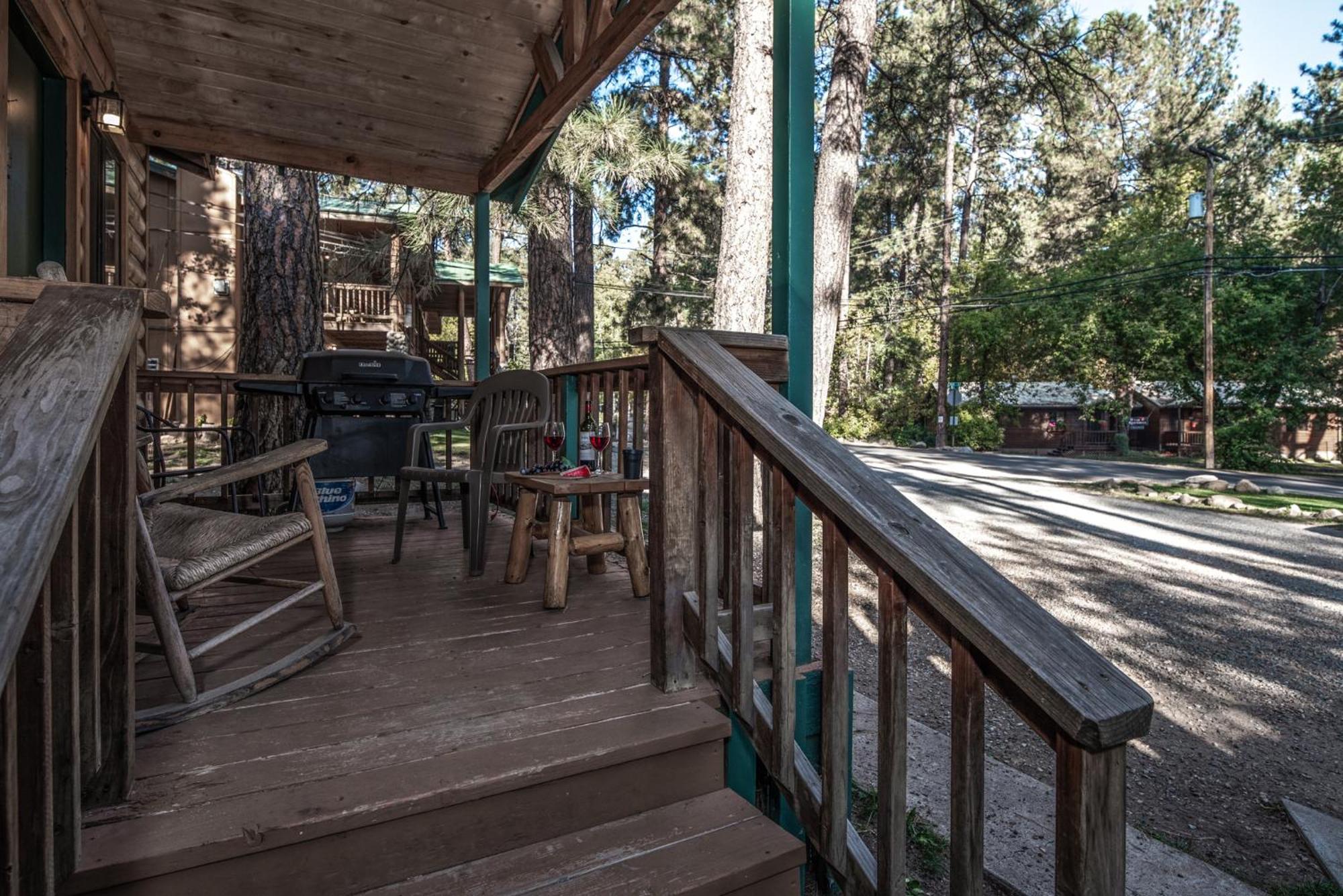 Upper Canyon Inn & Cabins Ruidoso Exterior photo
