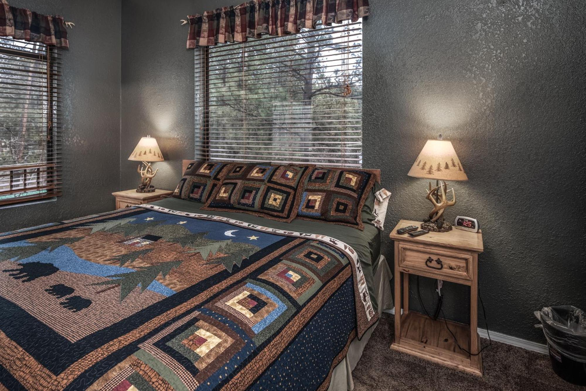 Upper Canyon Inn & Cabins Ruidoso Exterior photo